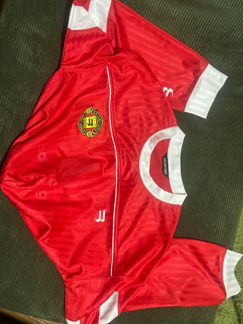 balenciagaユニフォームスカーフ