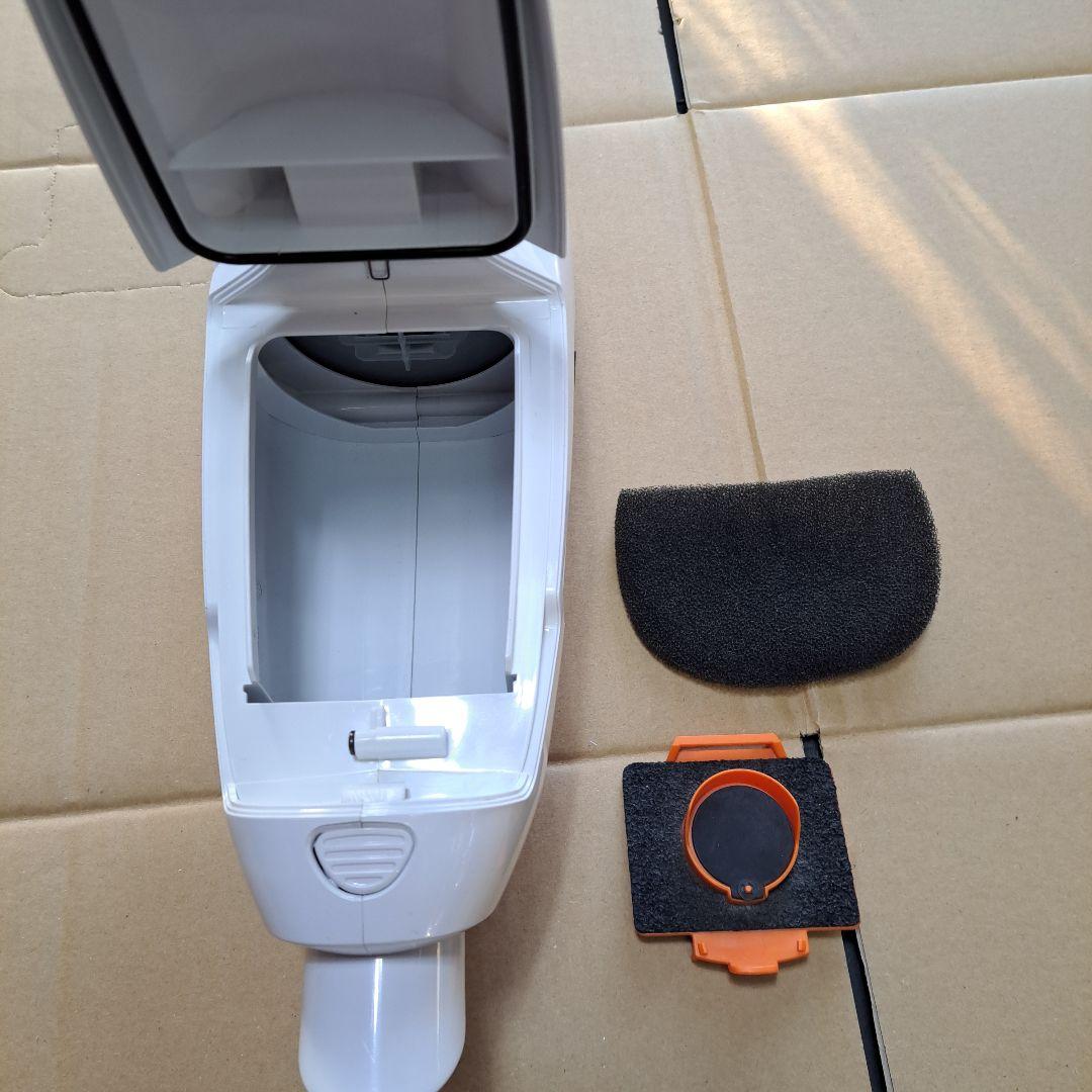 マキタ充電式クリーナー(ハンディ掃除機)CL107FD充電器バッテリー2個セット