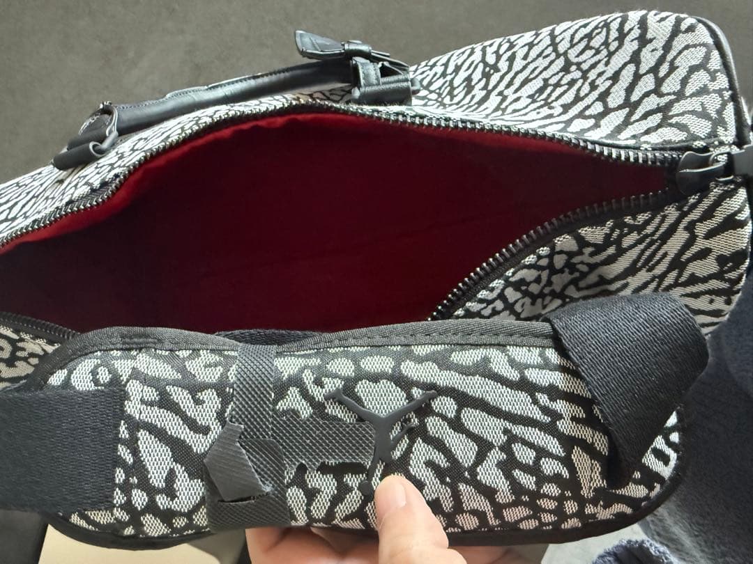 【新品未使用】NIKE エアジョーダン　ボストン　25L