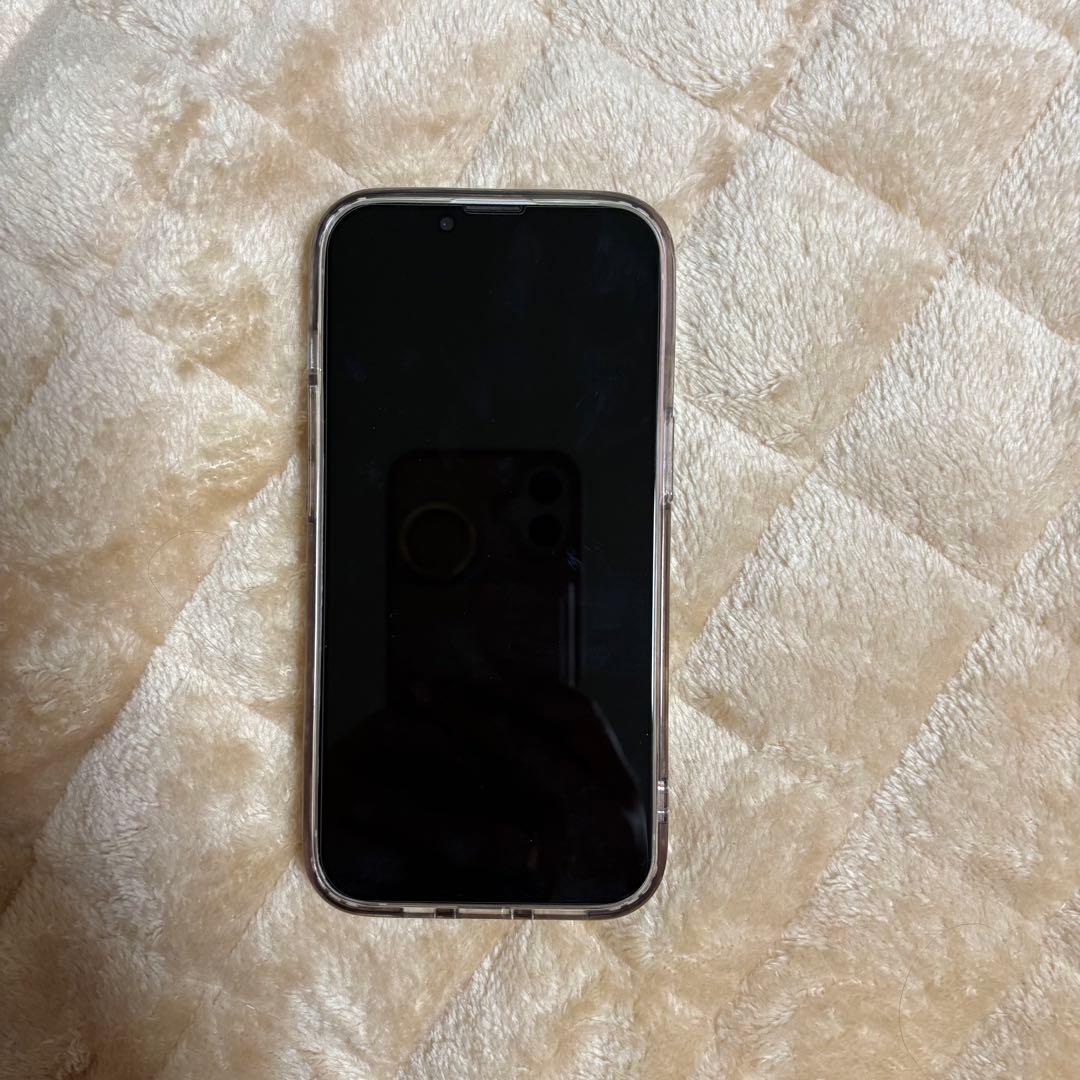 iPhone13 本体　MagSafe対応ケース付き