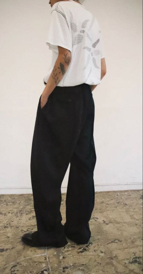 パンツ KHOKI 25AW Tuck-detail pants size 4