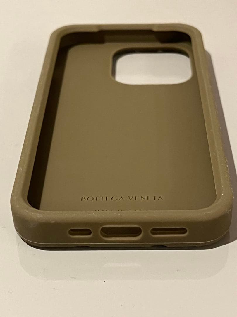 新品未使用　ボッテガヴェネタ　iPhone14pro 　BOTTEGA シリコン