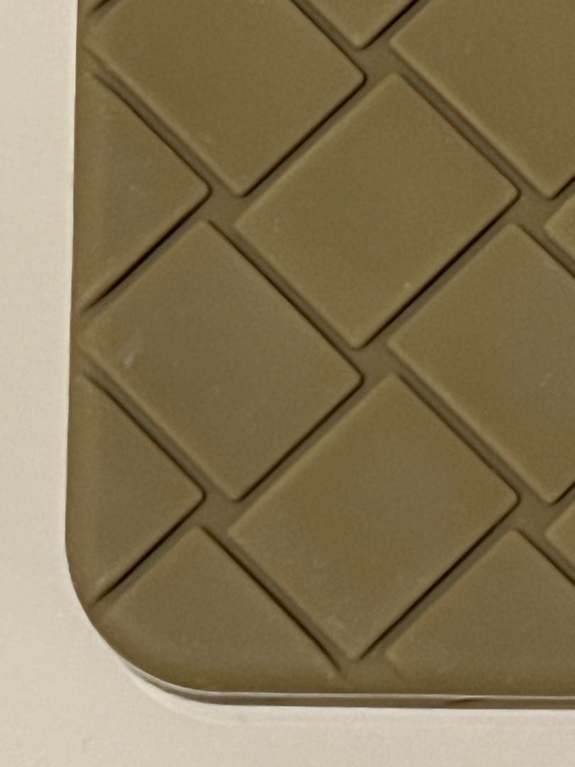 新品未使用　ボッテガヴェネタ　iPhone14pro 　BOTTEGA シリコン