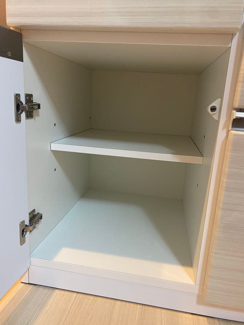 ひゆり⭐︎【ニトリ】キッチンボード ホワイト 幅120 食器棚