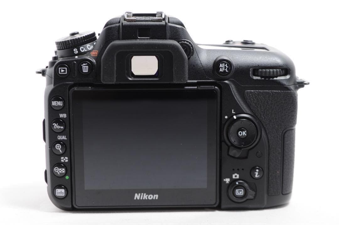 ショット少なめ❤️ Nikon D7500❤️ Wi-Fi&4K動画❤️一眼レフ