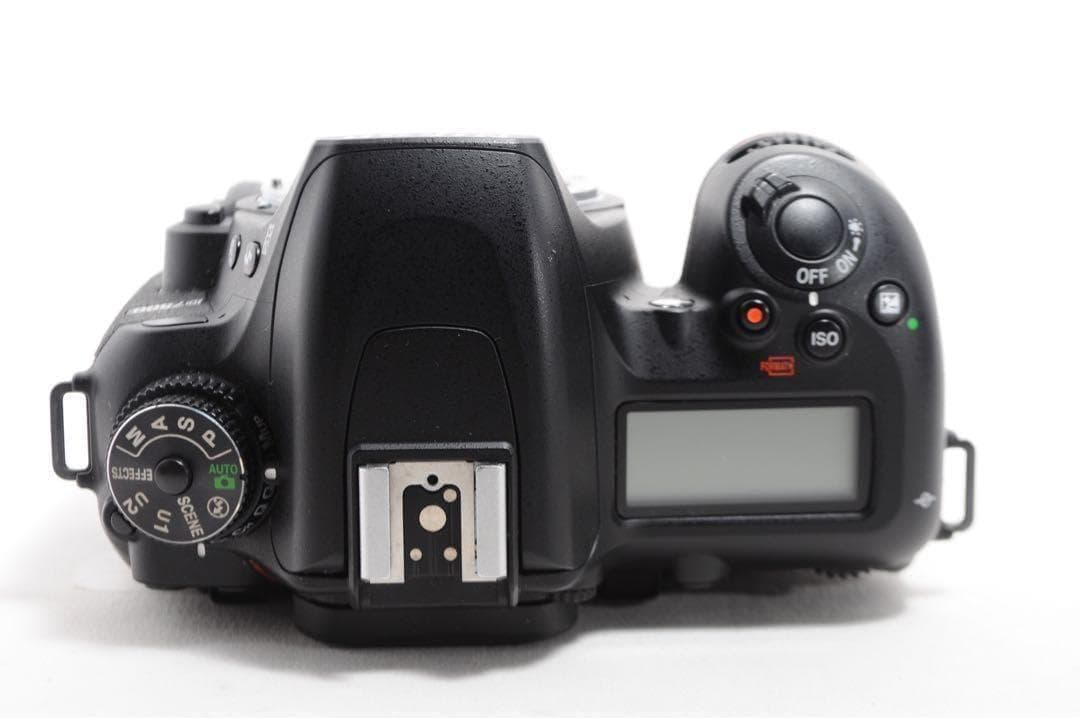 ショット少なめ❤️ Nikon D7500❤️ Wi-Fi&4K動画❤️一眼レフ