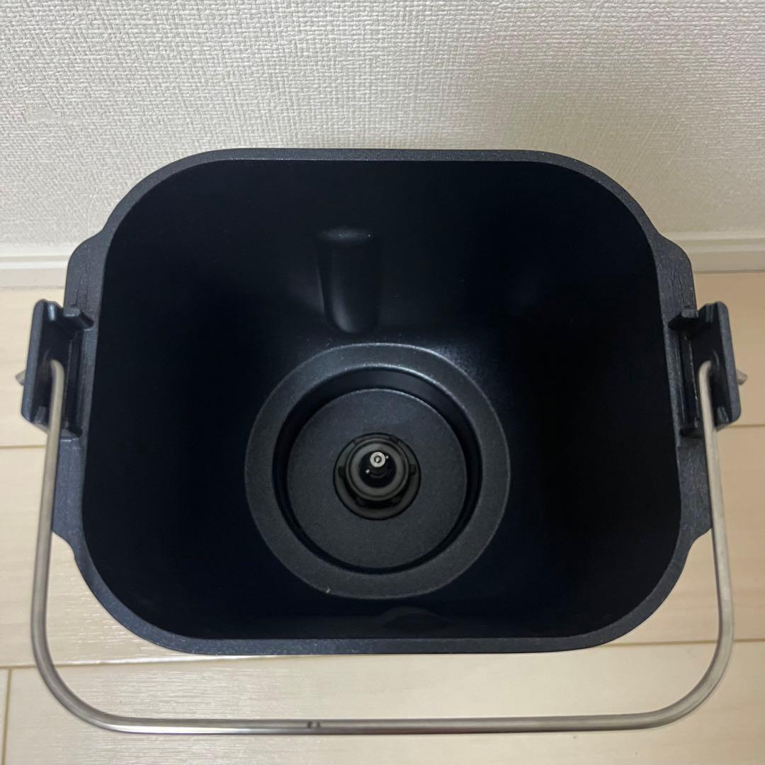 Panasonic SD-RBM1001-W ホームベーカリー　2017年製