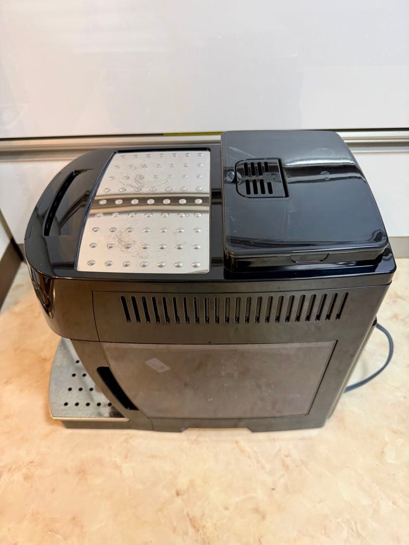 MAGNIFICA S エスプレッソマシン ブラック