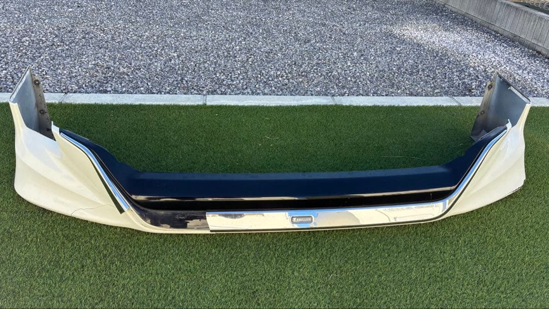 【絶版】ヴォクシー80前期 モデリスタフロントスポイラー ひび割れあり