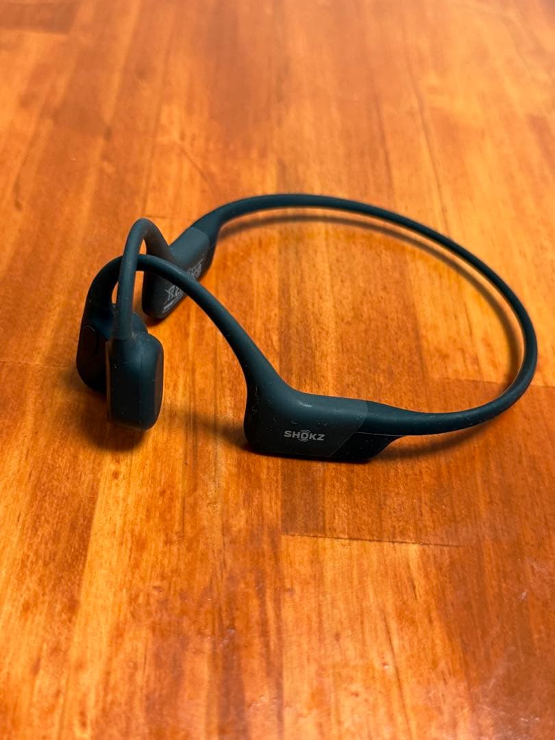 Shokz 骨伝導イヤホン USB充電ケーブル付き