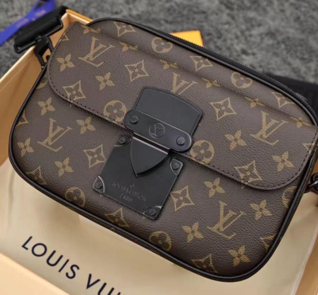 状態良好 ✨モノグラム ボディバッグ m45806