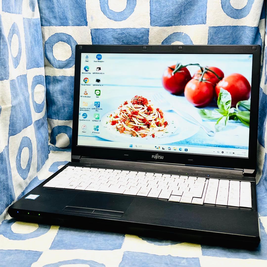 特価！第8世代☆SSDでサクサク快適☆大人な黒ノートパソコン♪Windows11