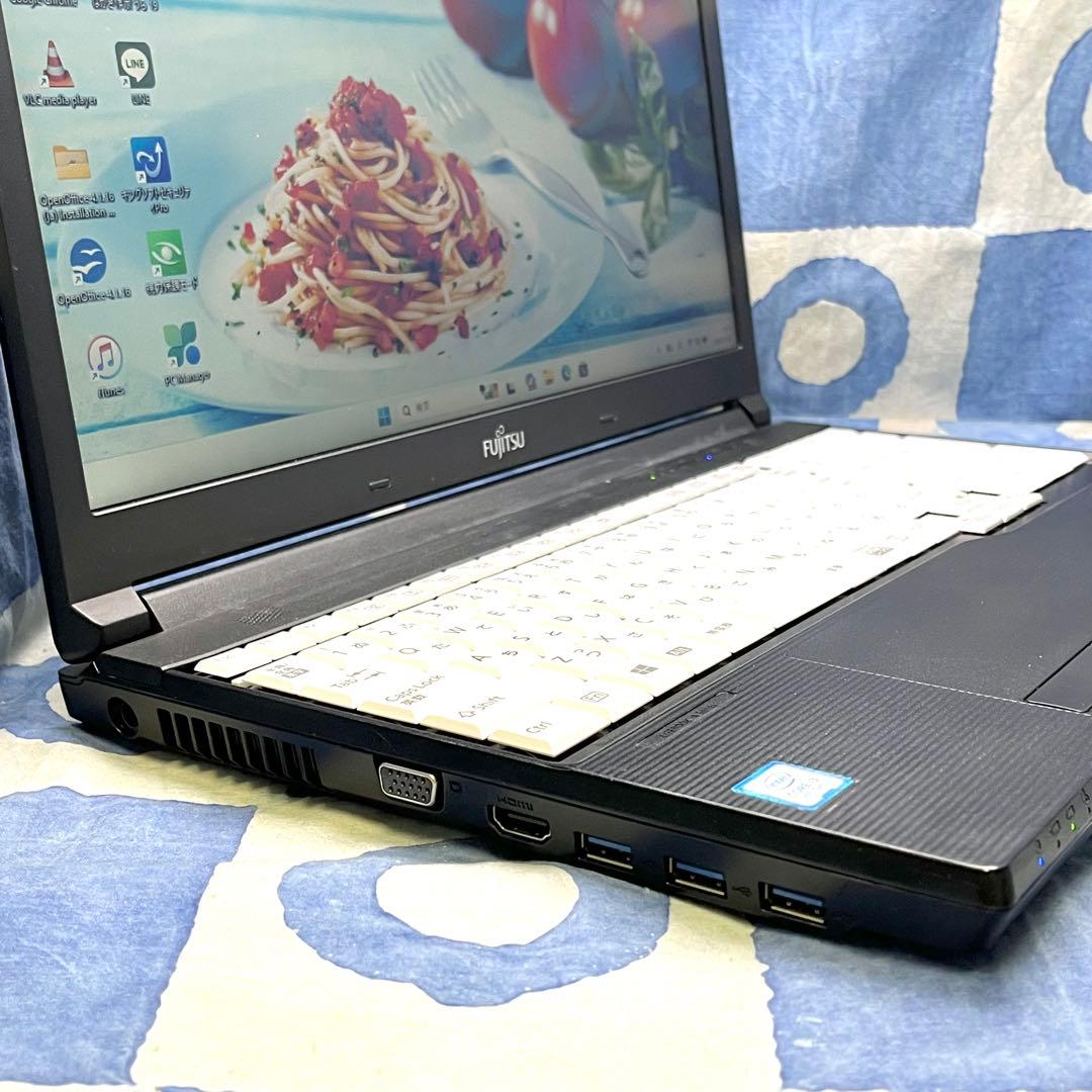 特価！第8世代☆SSDでサクサク快適☆大人な黒ノートパソコン♪Windows11