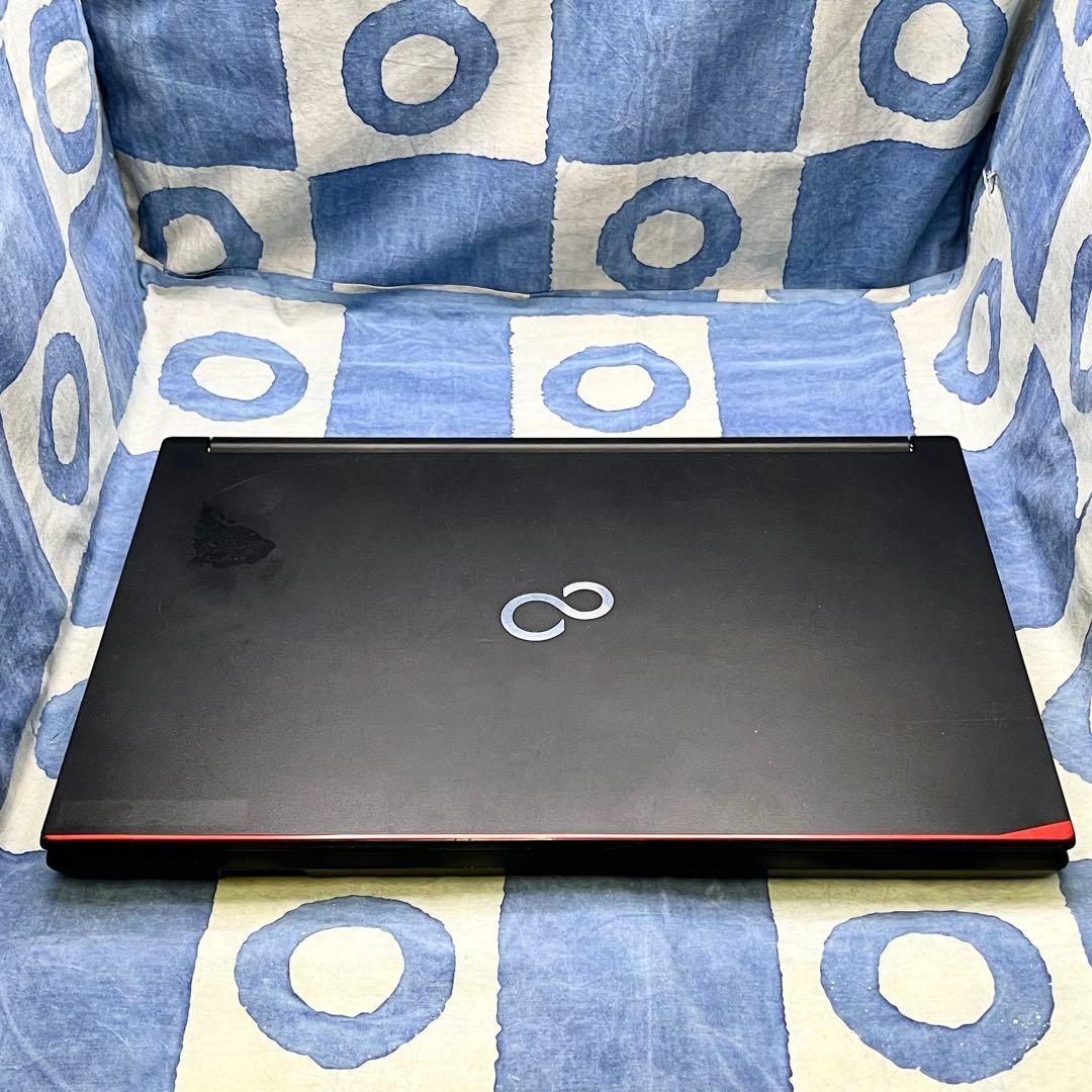 特価！第8世代☆SSDでサクサク快適☆大人な黒ノートパソコン♪Windows11