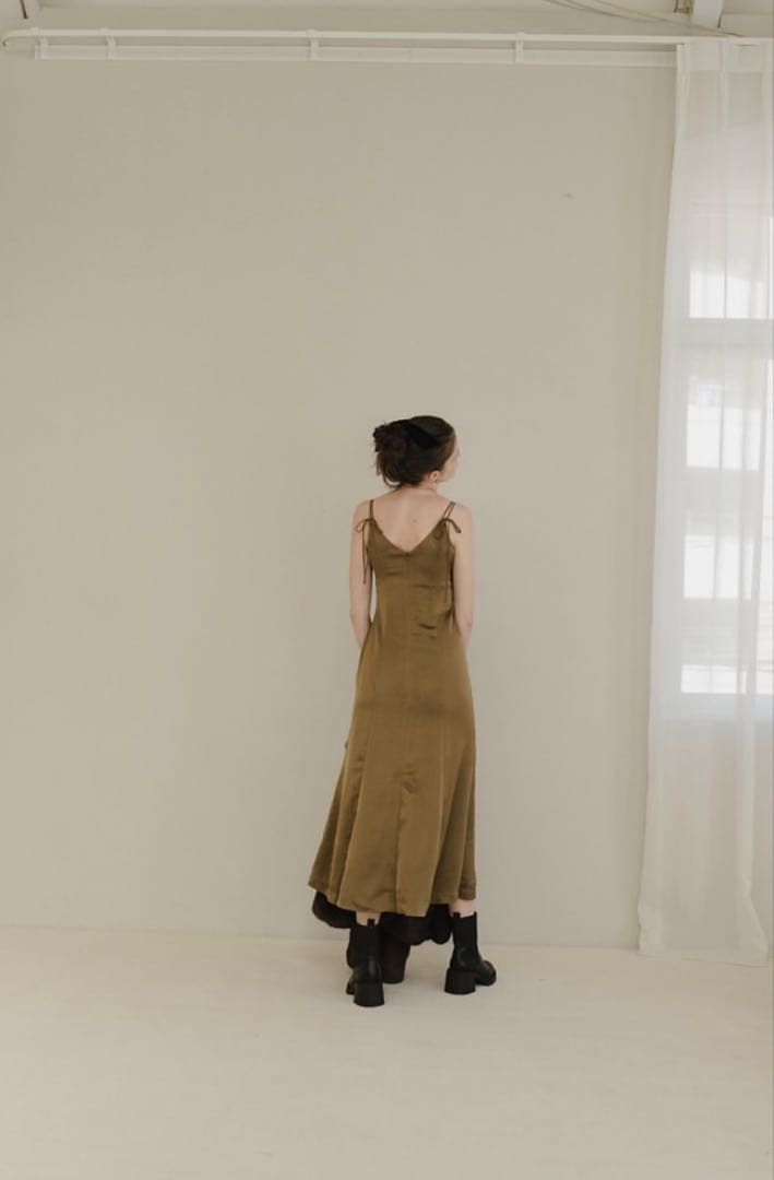 pinue オケージョンドレス