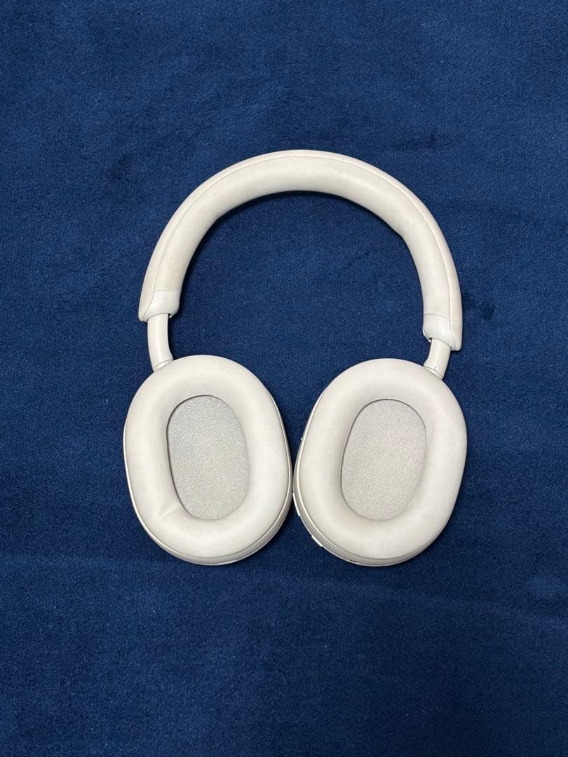 WH-1000XM5 ソニー　ワイヤレスヘッドホン