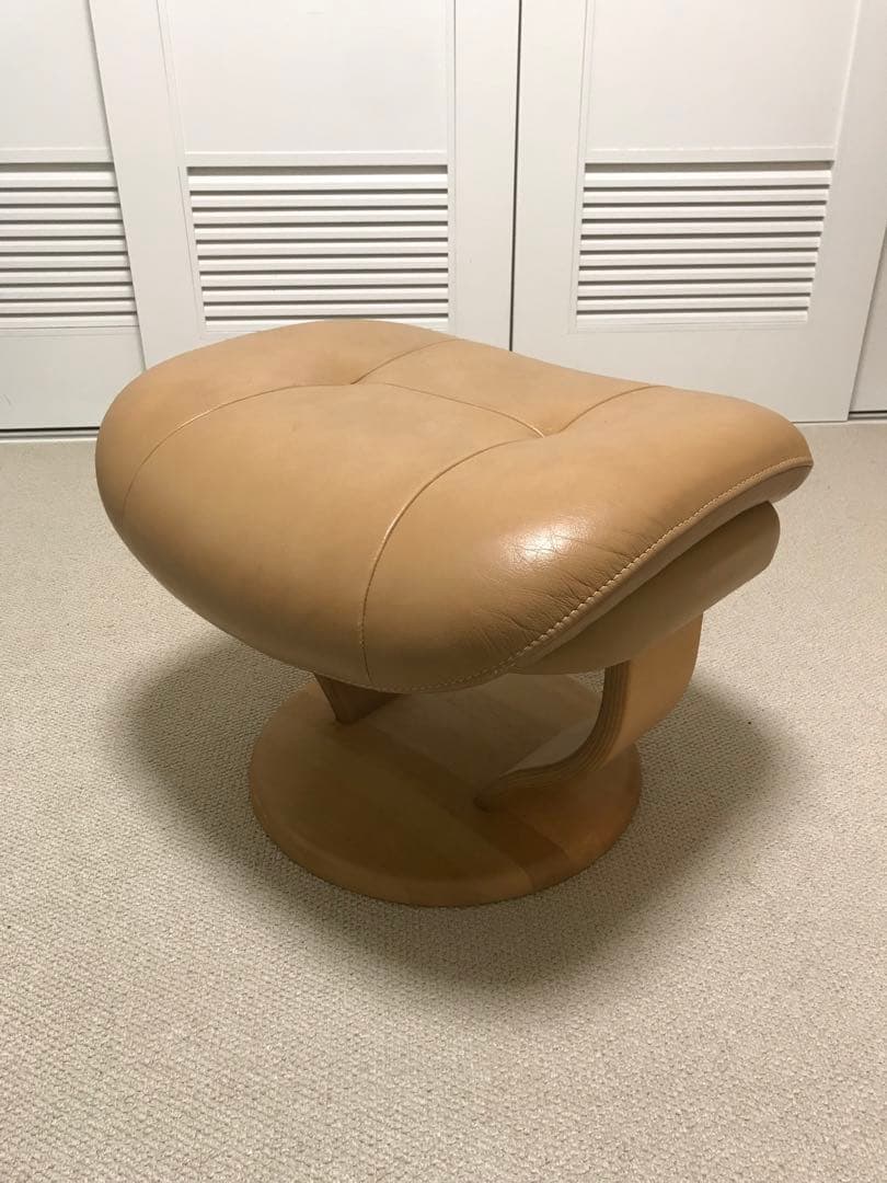 Karimoku／カリモク　オットマン