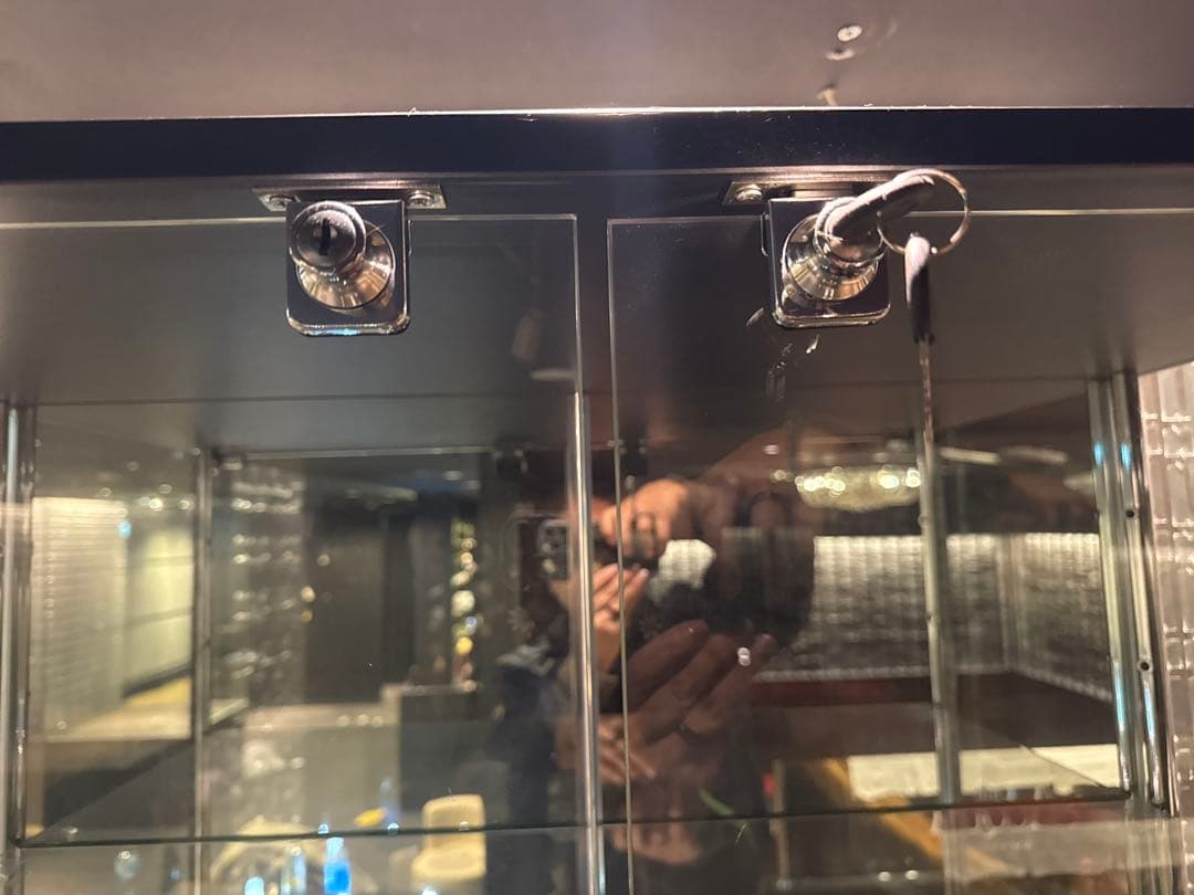 業務用 ガラスショーケース 鍵付き LED照明付き 送料込み