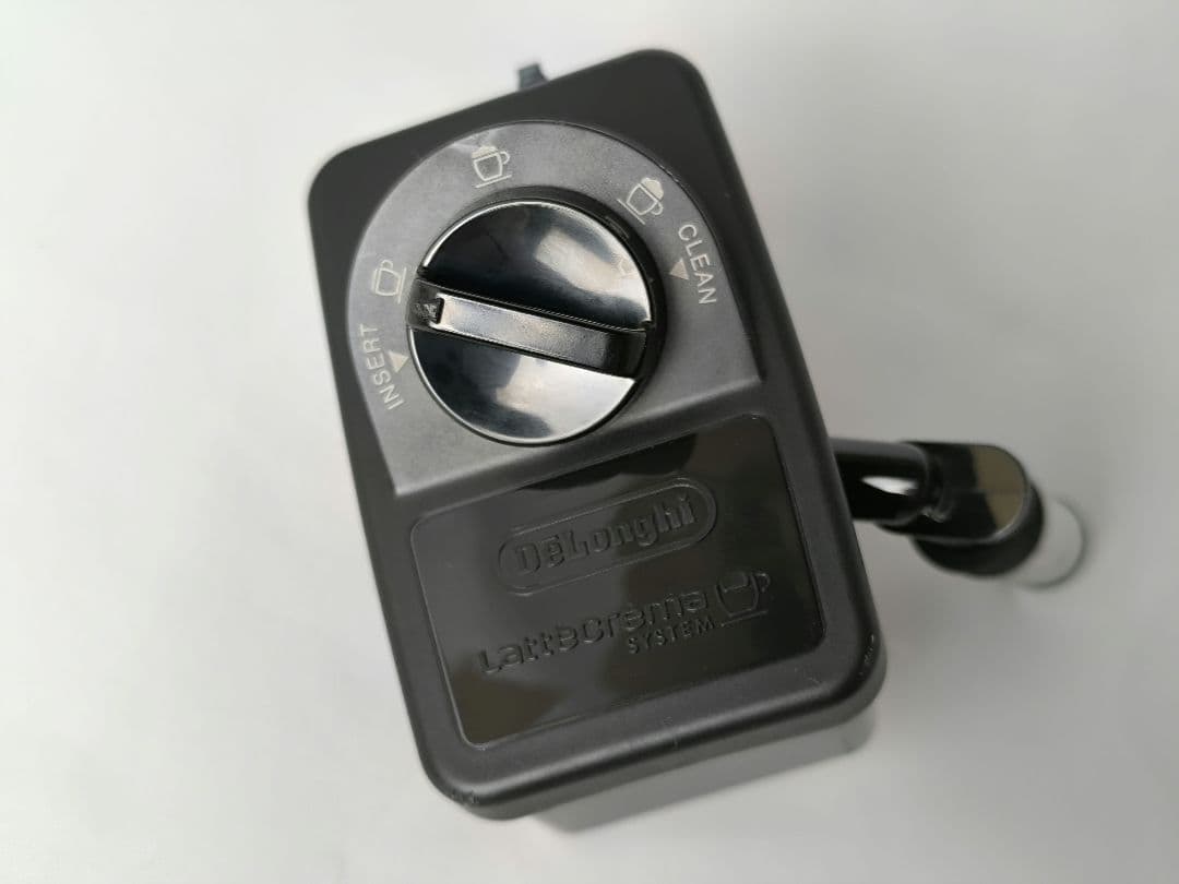 デロンギマグニフィカS 全自動コーヒーマシン ミルクコンテナ　ECAM23460