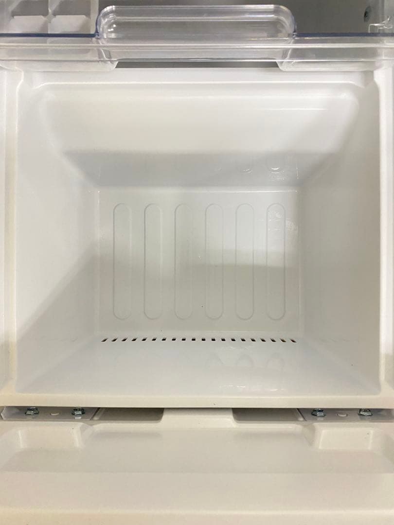 SHARP 冷蔵庫 美品　保証込み　152L 23年製 動作確認済み　コンパクト