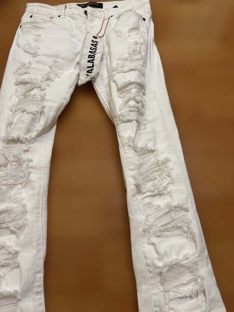 VALABASASホワイト ダメージデニムパンツ