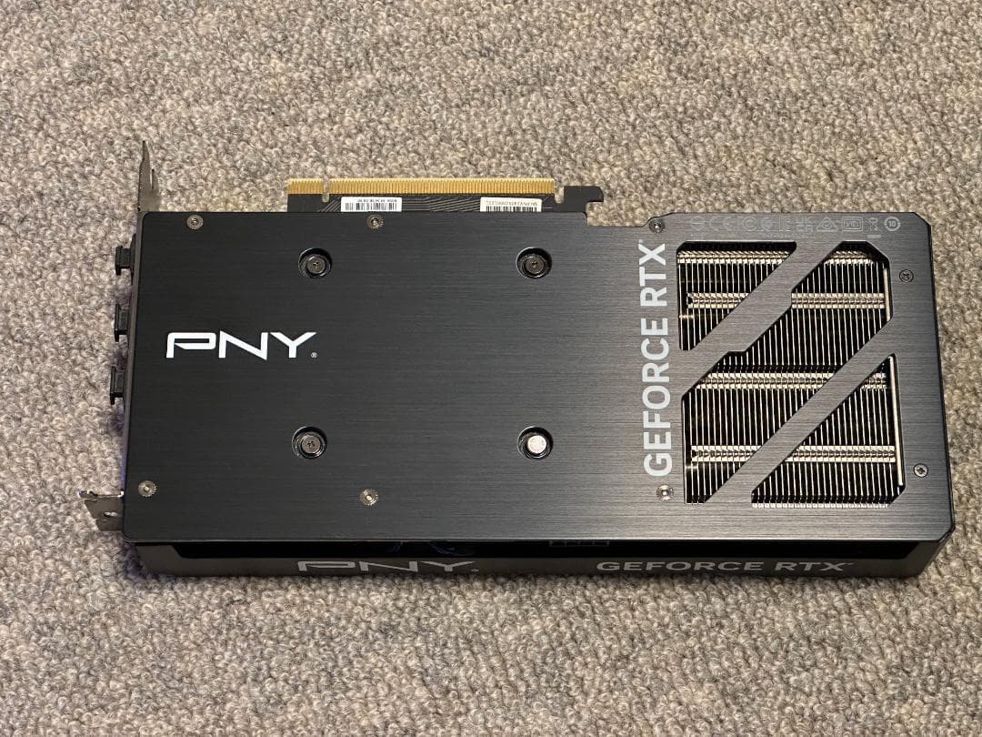 グラフィックボード・グラボ・ビデオカード PNY GeForce RTX4070 VERTO DUAL FAN