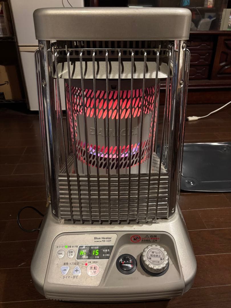ダイニチブルーヒーター　FM-102F 石油ファンヒーター　（送料込み）