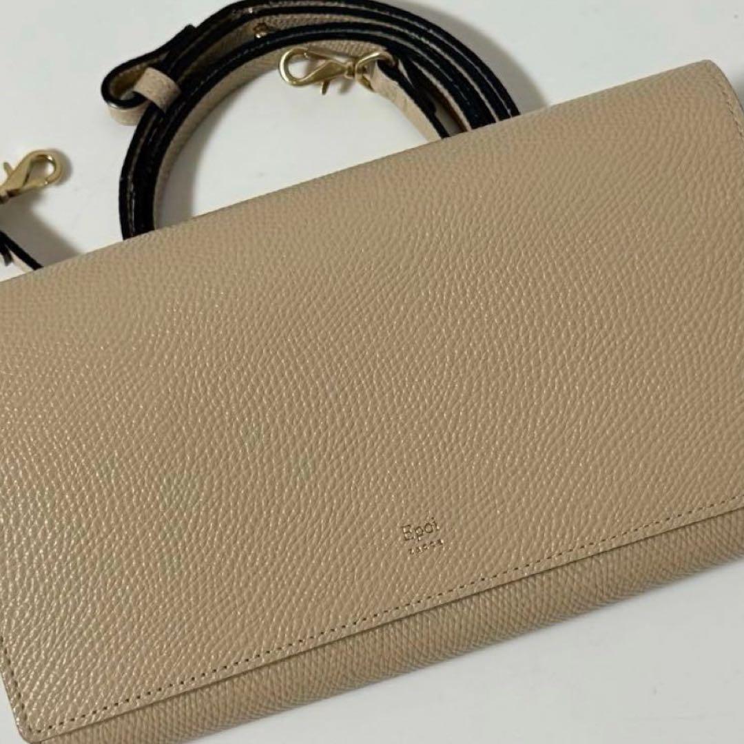 専用です。Epoi マルチウォレットSランク　ベージュ⭐︎エポイ