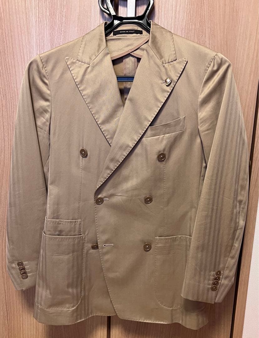 スーツ　TAGLIATORE