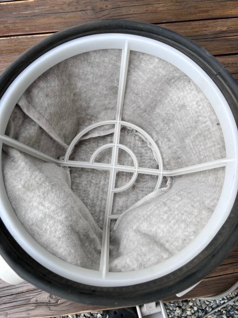 乾/湿両用型バキュームクリーナー 動作確認済み