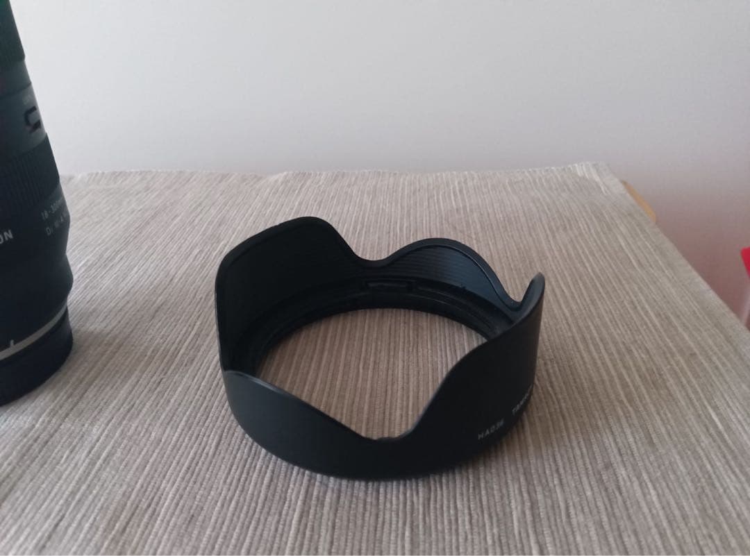 デジタルカメラ TAMRON 18-300mm F/3.5-6.3 Di III-A VCVXD