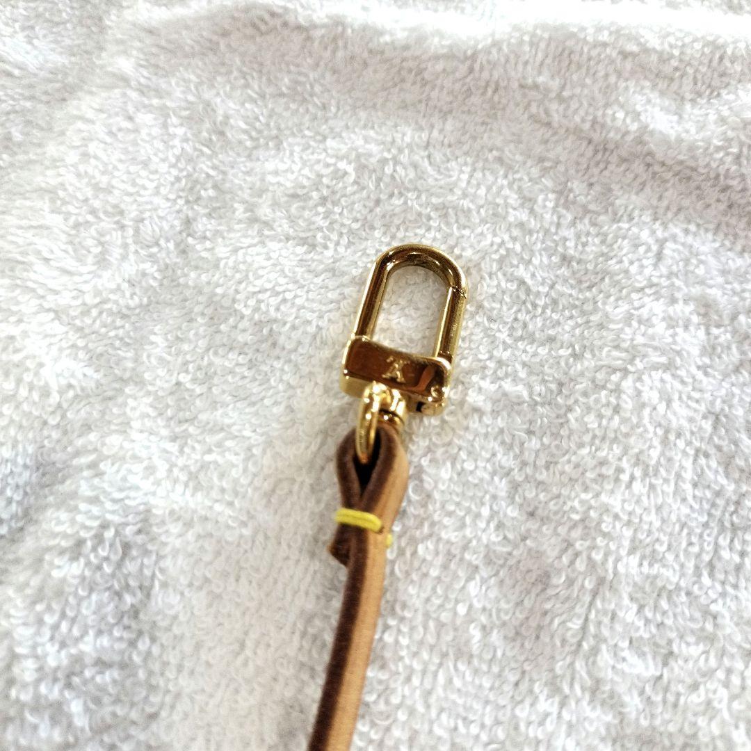 ☆正規品ルイヴィトン☆　アクセサリーポーチヌメ革ストラップ紐のみ