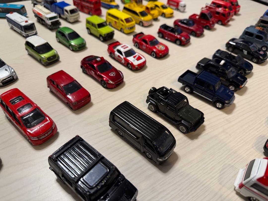 トミカ ミニカー 大量 まとめ売り セット 77台