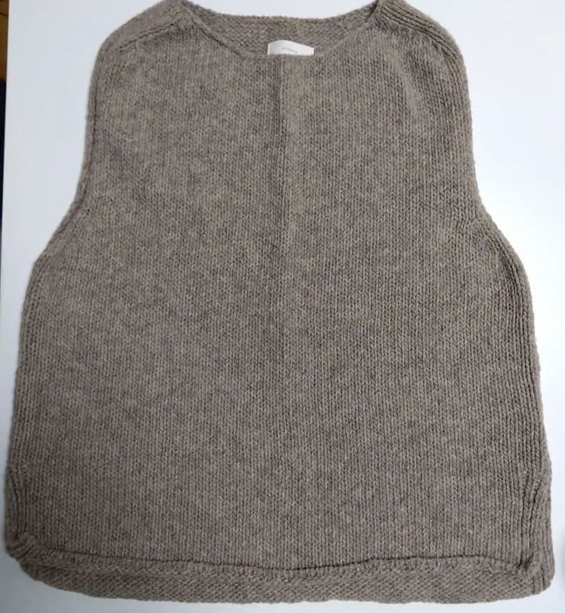 かぐれ ペルーニットベスト