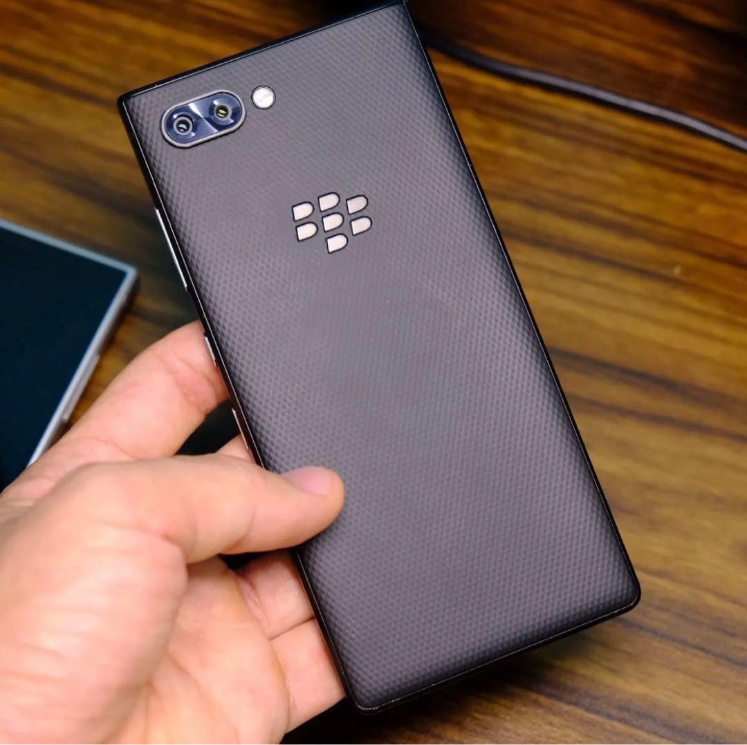 【美品】ブラックベリーKEY2 SIMフリー + ケース