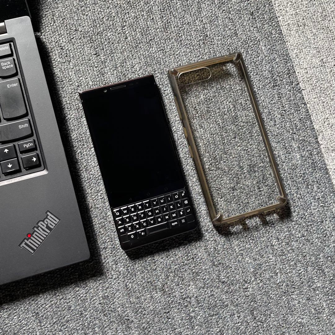 【美品】ブラックベリーKEY2 SIMフリー + ケース