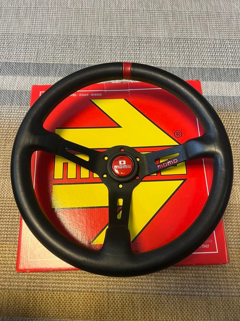 momo ステアリング FULL SPEED RED 35π(34.8ミリ)