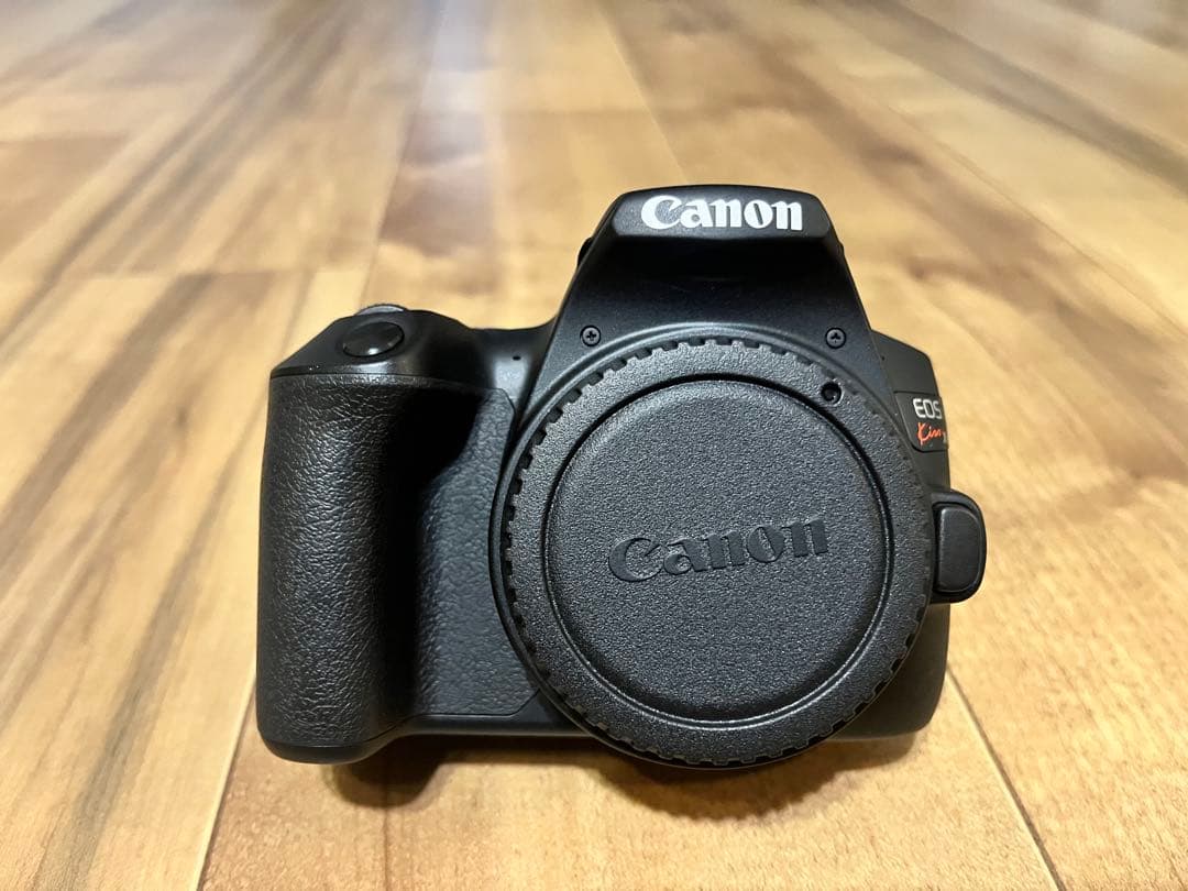 Canon EOS Kiss X10 デジタル一眼レフ 本体