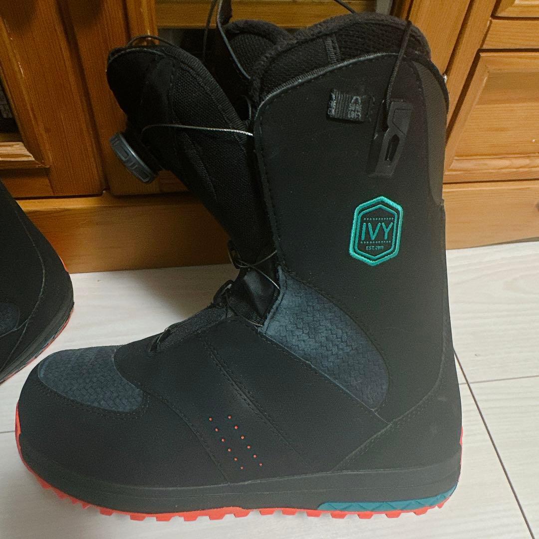 スノーボードブーツ　サロモン　レディース