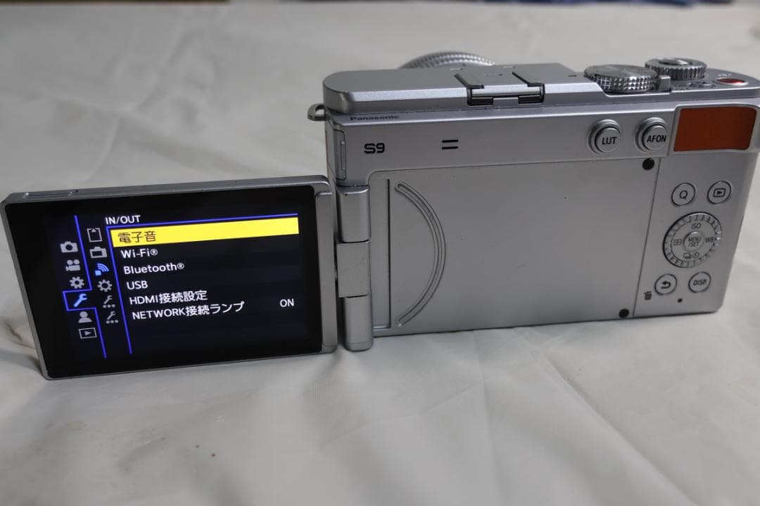 【美品・5年保証有・オマケ付】LUMIX S9 広角ズームキット 12-40mm