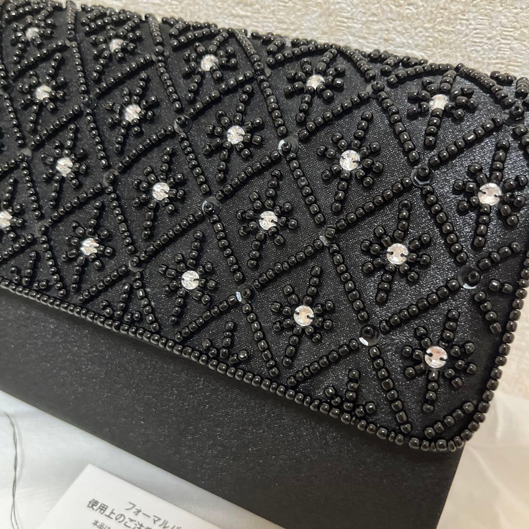 ビーズ刺繍のパーティーバッグ　ブラック