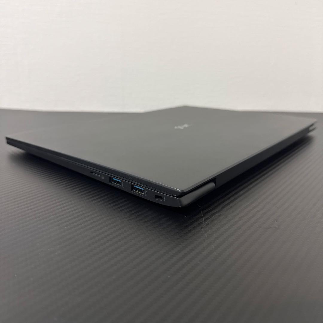 2022モデル LG gram 第12世代i7 16GB/512GB WQHD