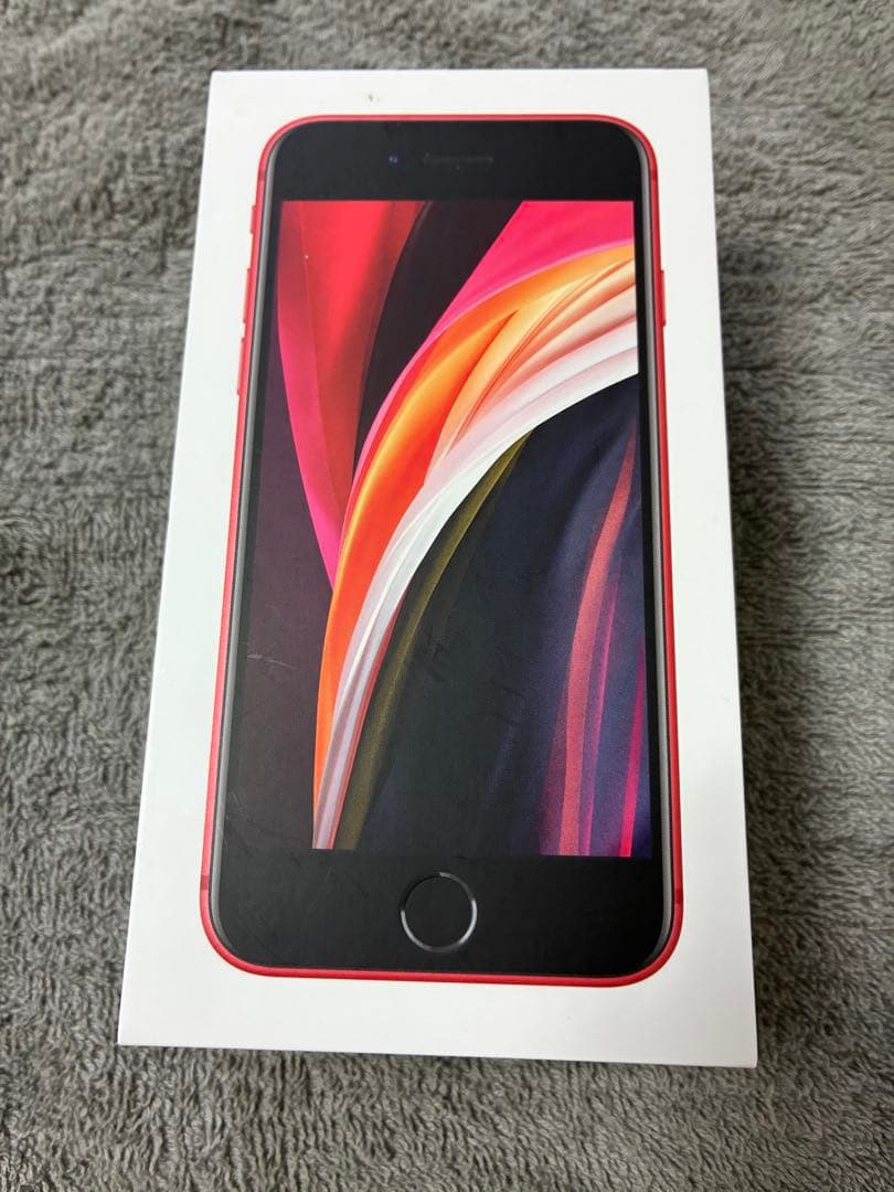 Apple iPhone SE (第2世代) 赤 ケース付き