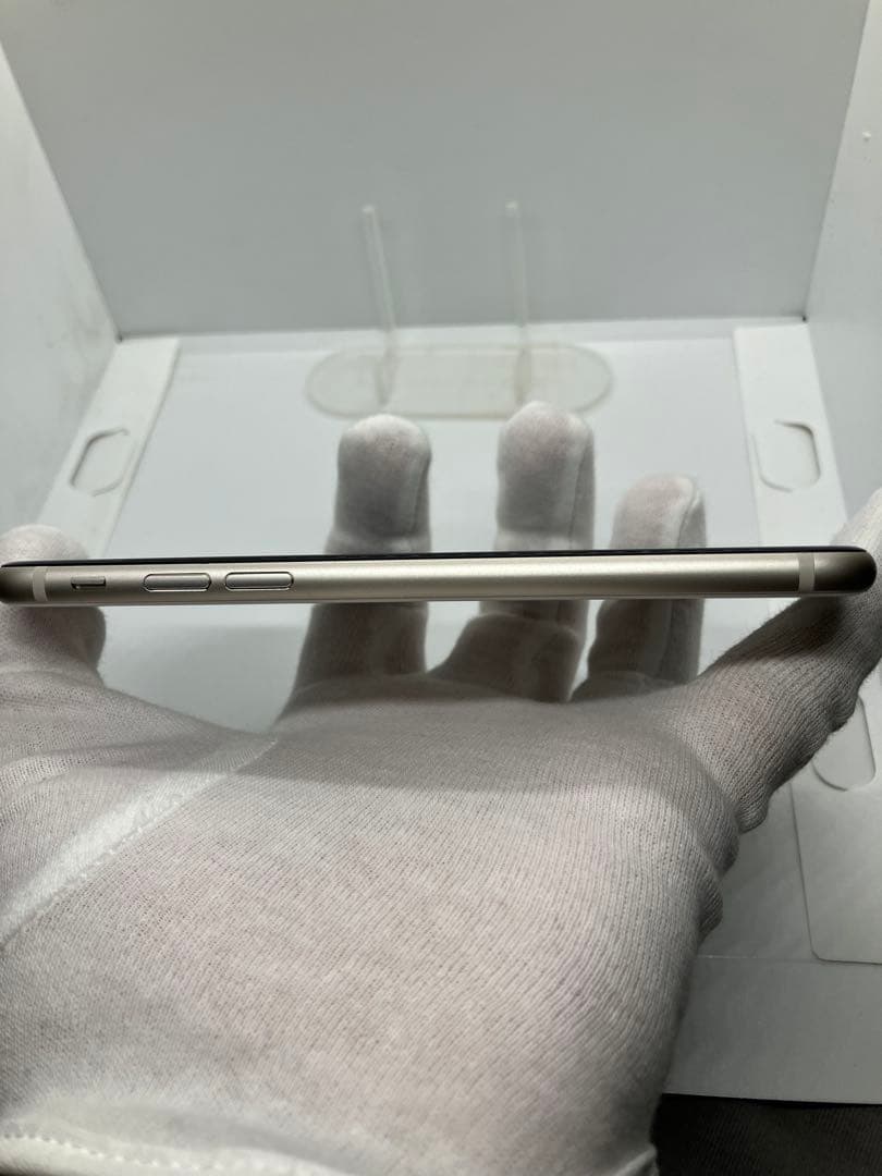 美品iPhone SE 第3世代 128GB SIMフリー バッテリー100%