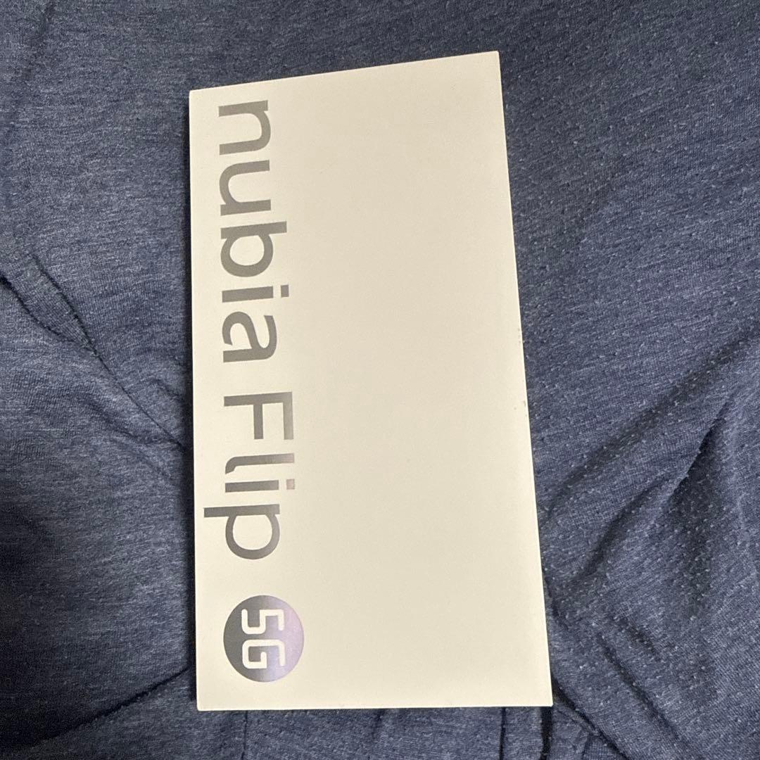 スマートフォン本体 nubia Flip5G