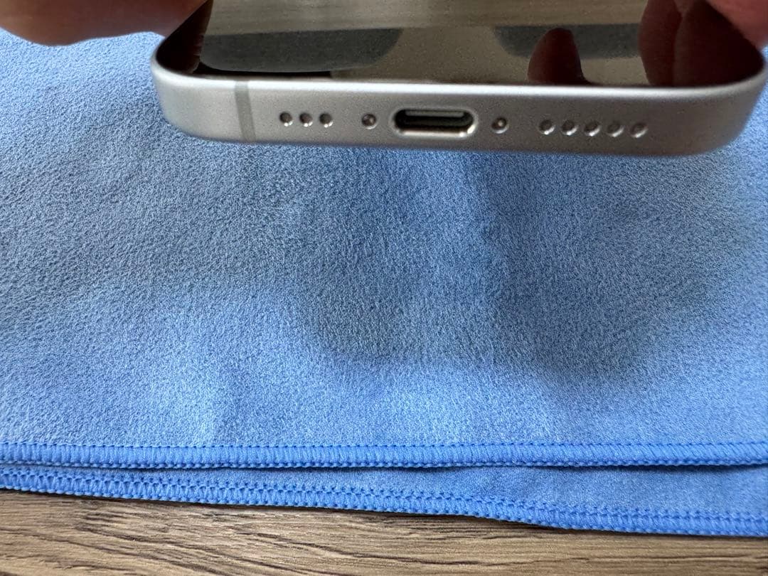 デモ機　iPhone15 128GB SIMフリー ブルー