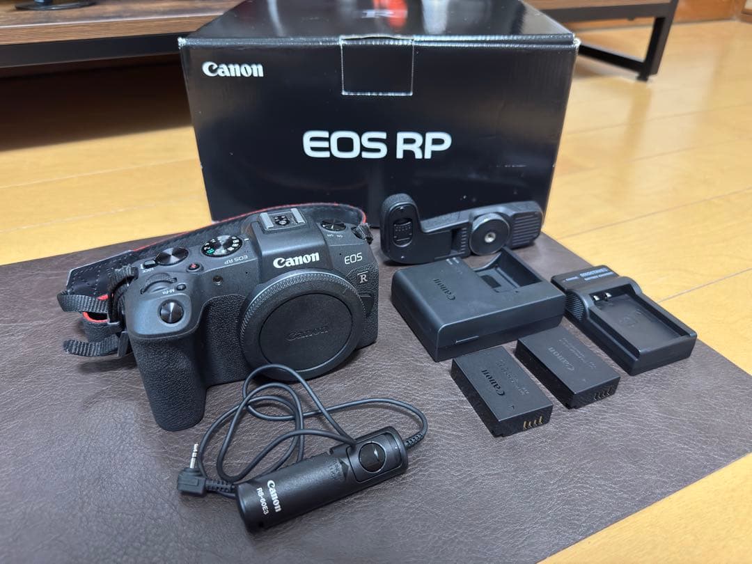 Canon EOS RP 保証書付き　付属品多数