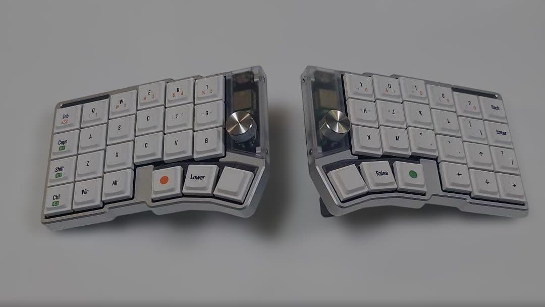 【ケース付】Cornix LP 分割無線キーボード｜VIAL対応｜技適｜シルバー