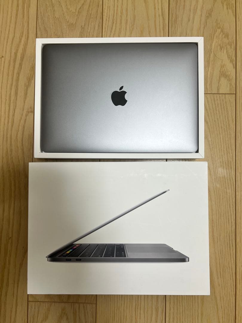 2020 MacBook Pro 256G 13インチ 充放電180回
