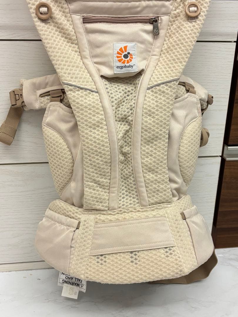 エルゴベビー　OMNI Breeze オムニブリーズ　ナチュラルベージュ